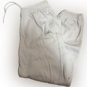 Alo women’s accolade sweatpants